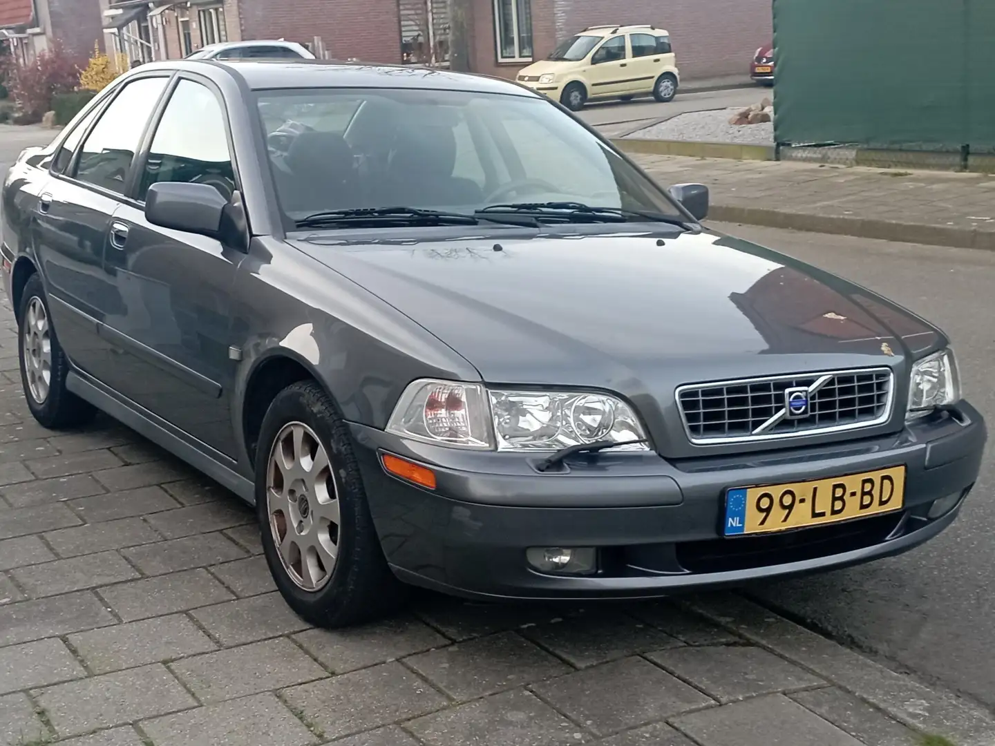 Volvo S40 1.8 Europa Szary - 1