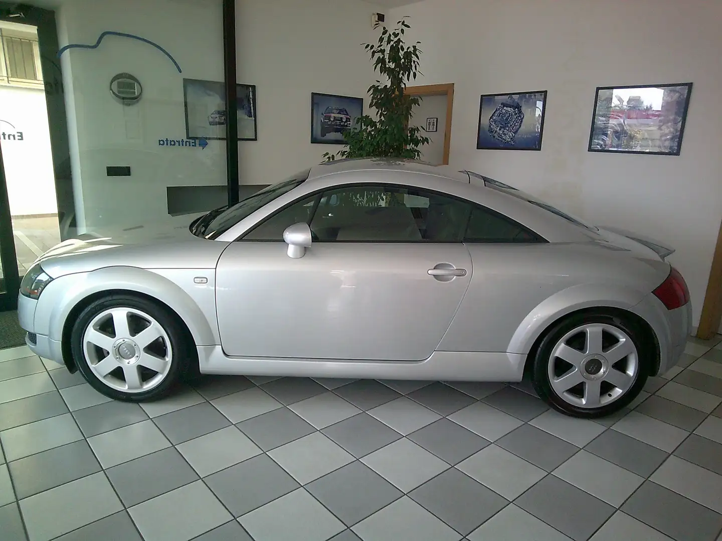 Audi TT TT  Coupe 1.8t quattro 225cv Silber - 2