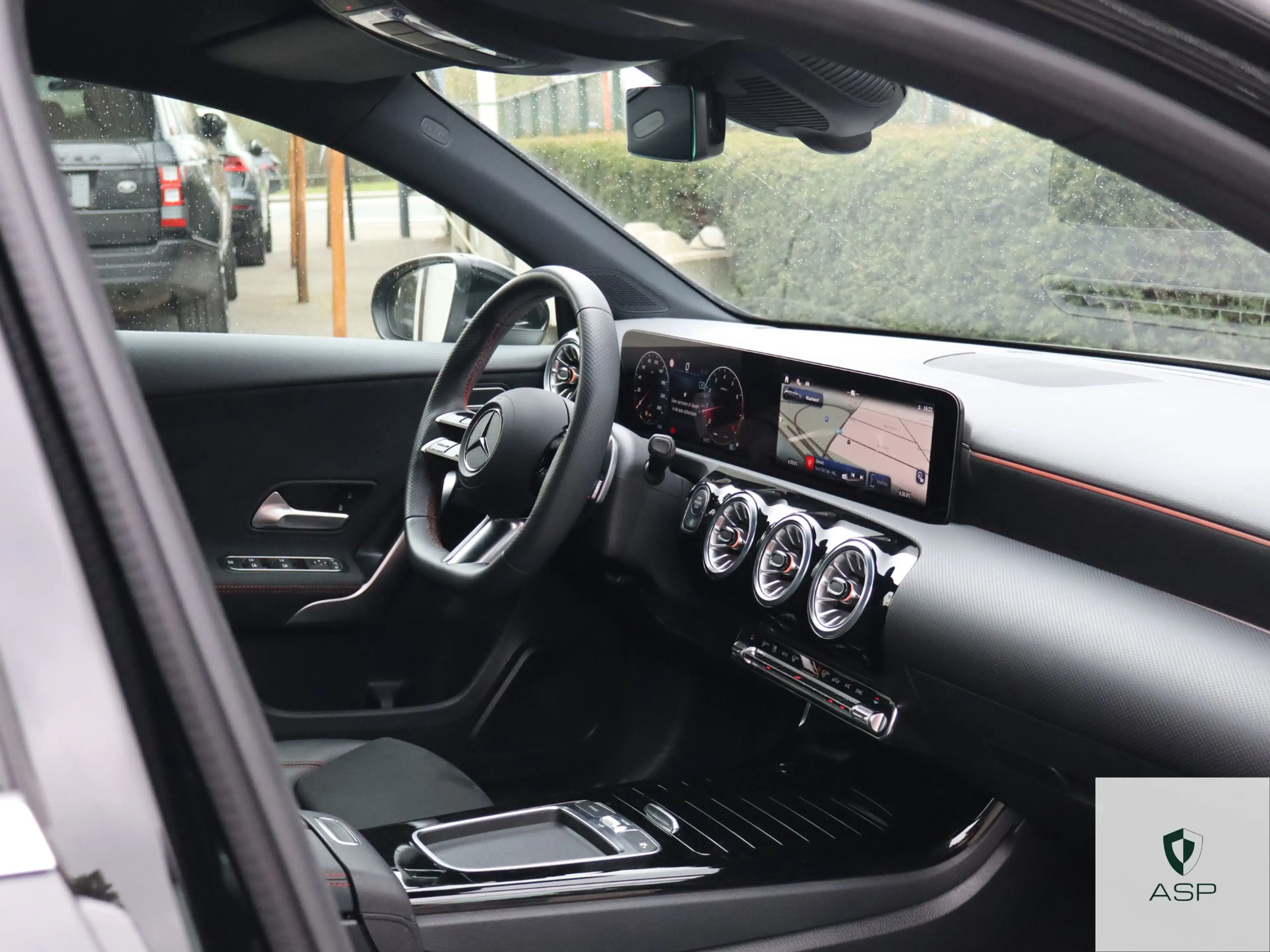 Mercedes-Benz A 200 AMG Line | Facelift | 1e eigenaar | Keyless | LED — photo 9