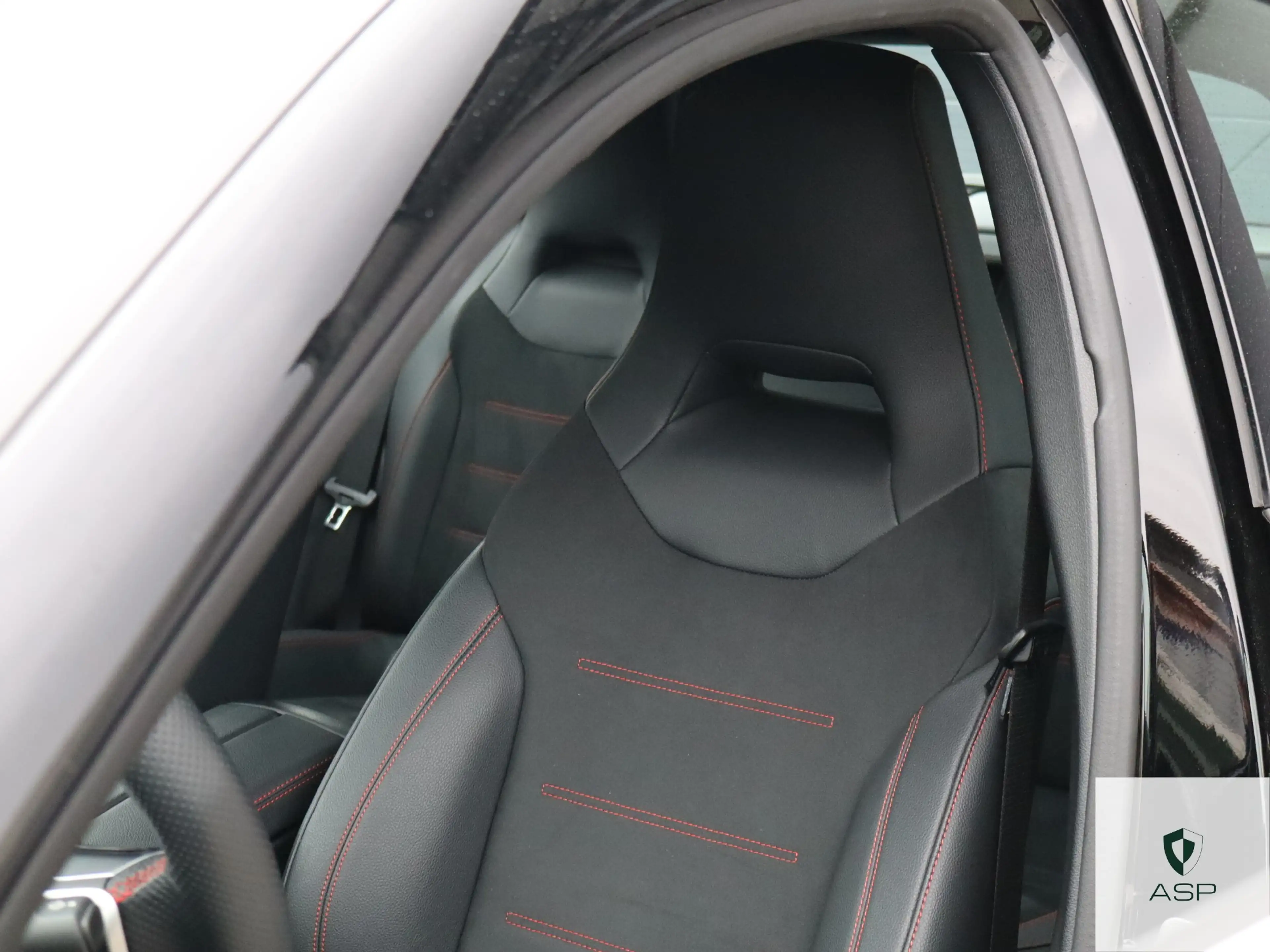 Mercedes-Benz A 200 AMG Line | Facelift | 1e eigenaar | Keyless | LED — photo 11