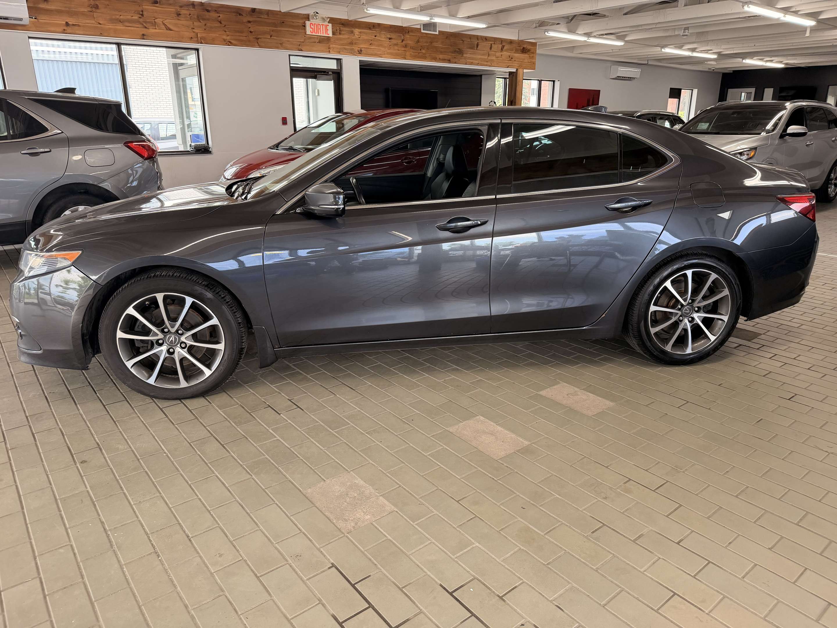 2015 Acura TLX V6 Elite - Image 2