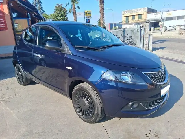 Lancia Ypsilon Ypsilon 1.0 FireFly 5 porte S&S Hybrid Ecochic Sil