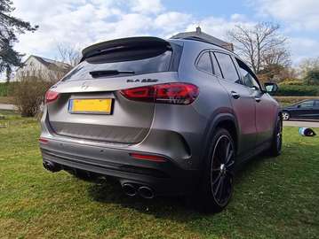 AMG GLA 45 S 4Matic  AMG Speedshift DCT 8G
