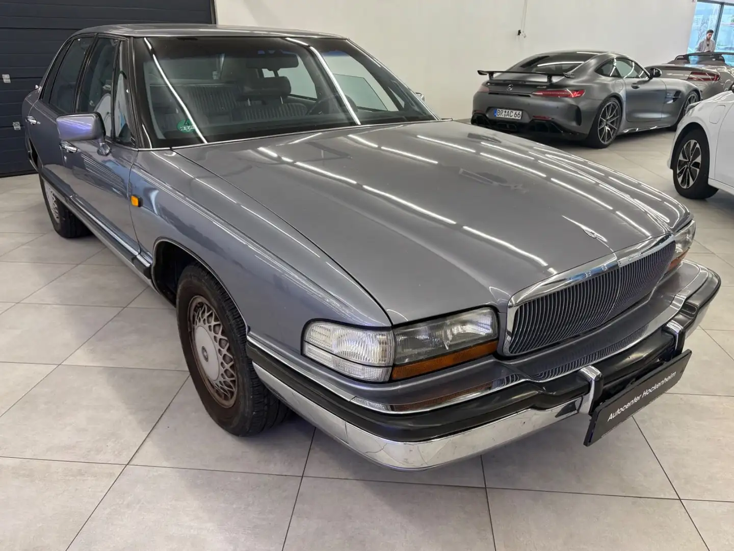 Buick Park Avenue TÜV 7/2027 Grau - 1