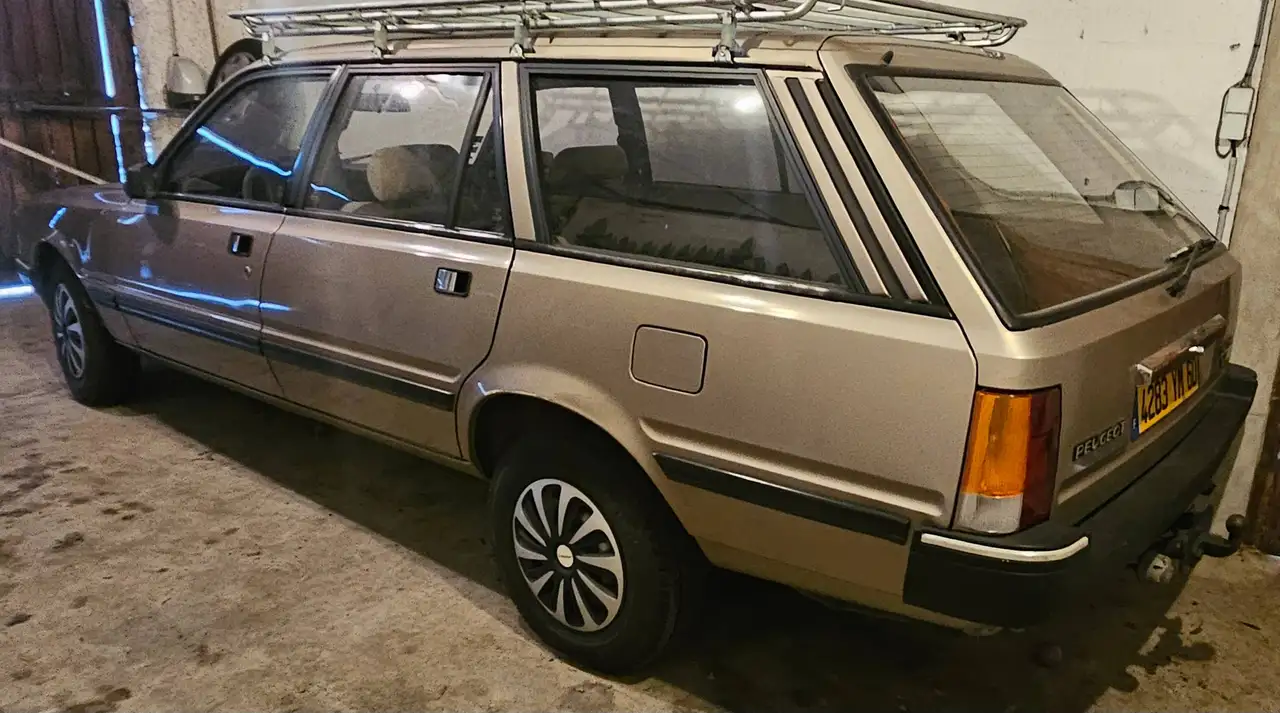 Peugeot 505 Break GR, foto 1