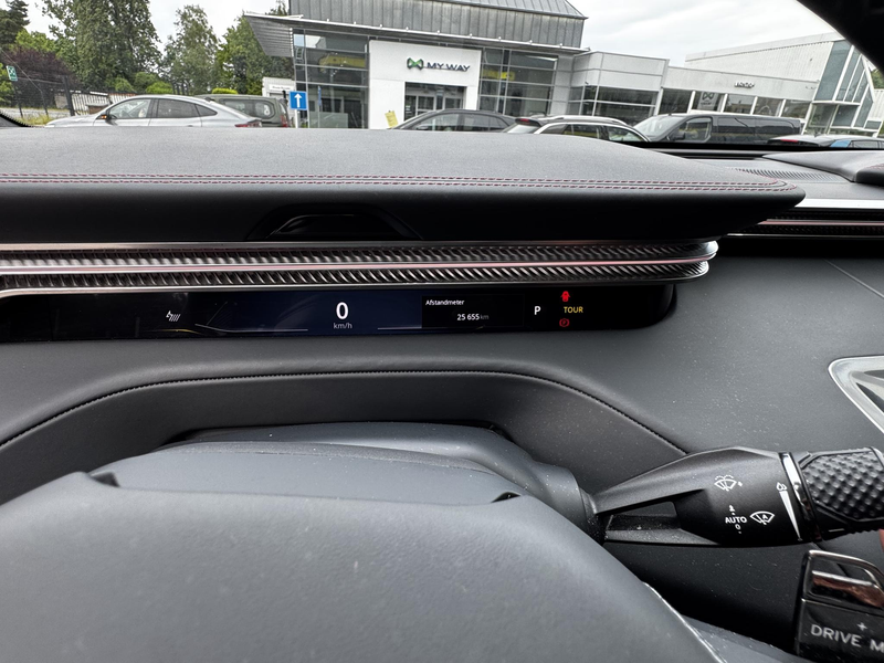Lotus Eletre BEV 450kW — photo 33