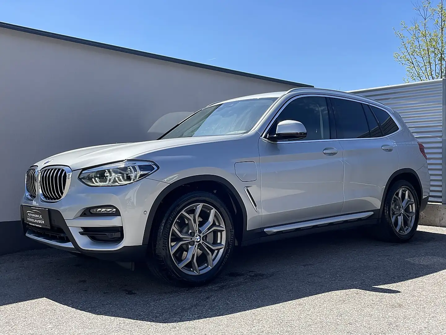 BMW X3 xDrive30e PHEV Aut. XLINE/AD.LED/HIFI/HEADUP/PA... Silber - 2