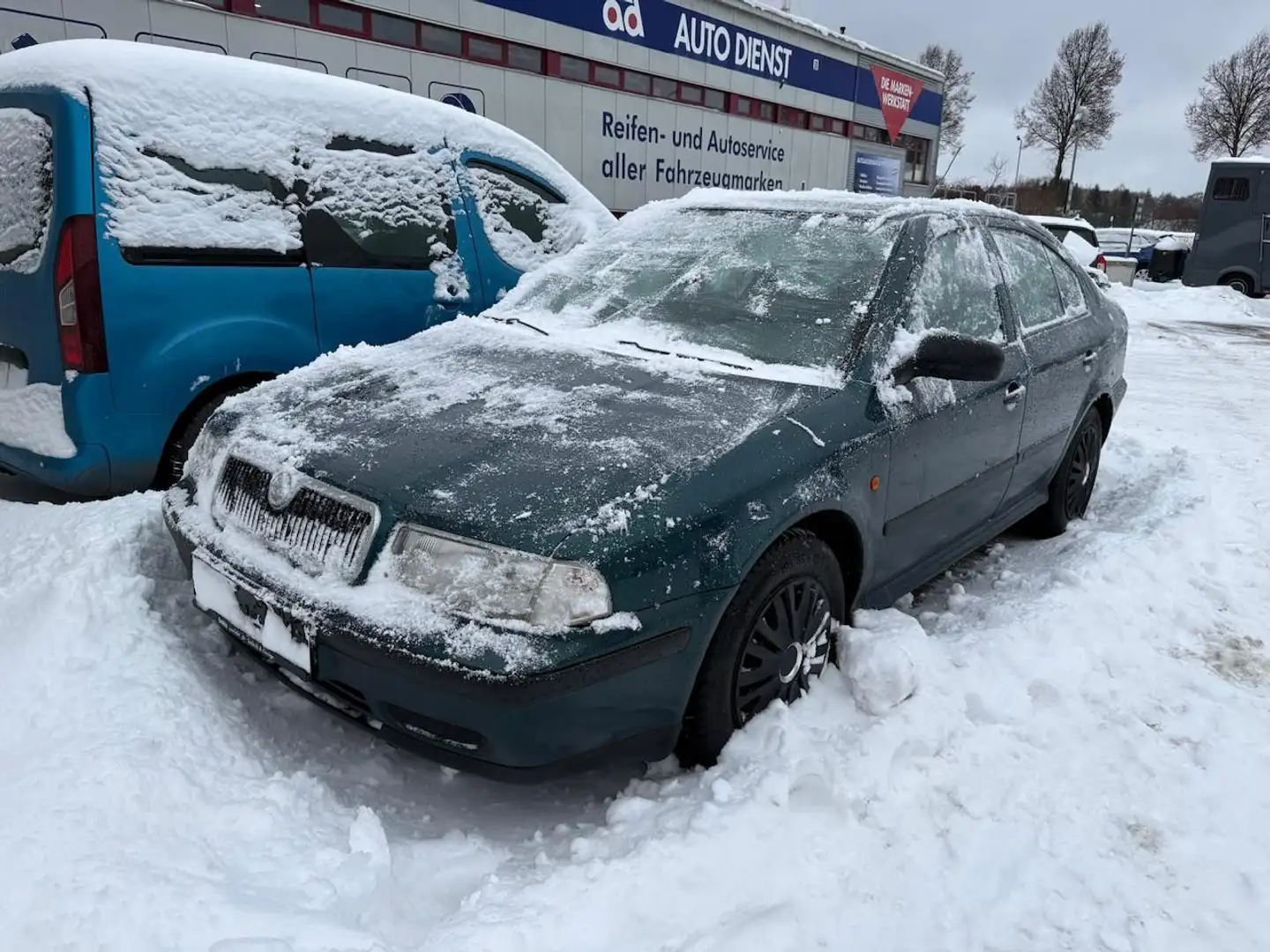 Skoda Octavia 1.8 SLX Grün - 1