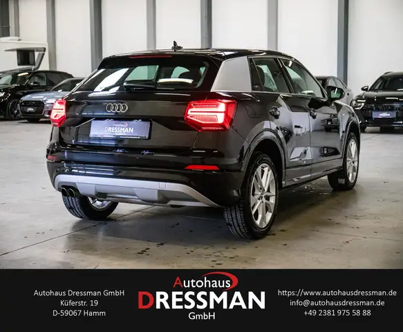 Audi Q2 view 5