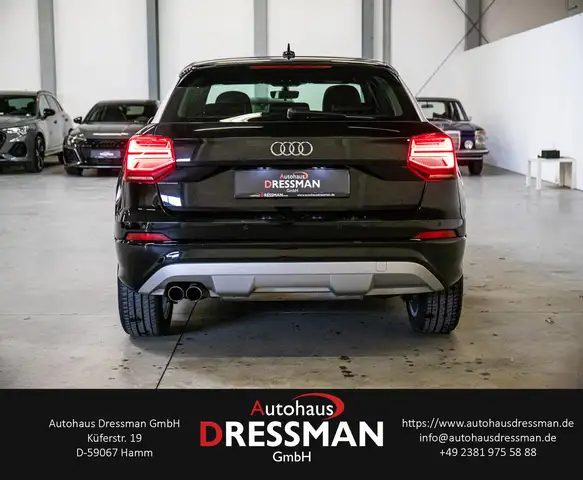 Audi Q2 view 6