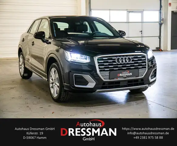 Audi Q2 view 3