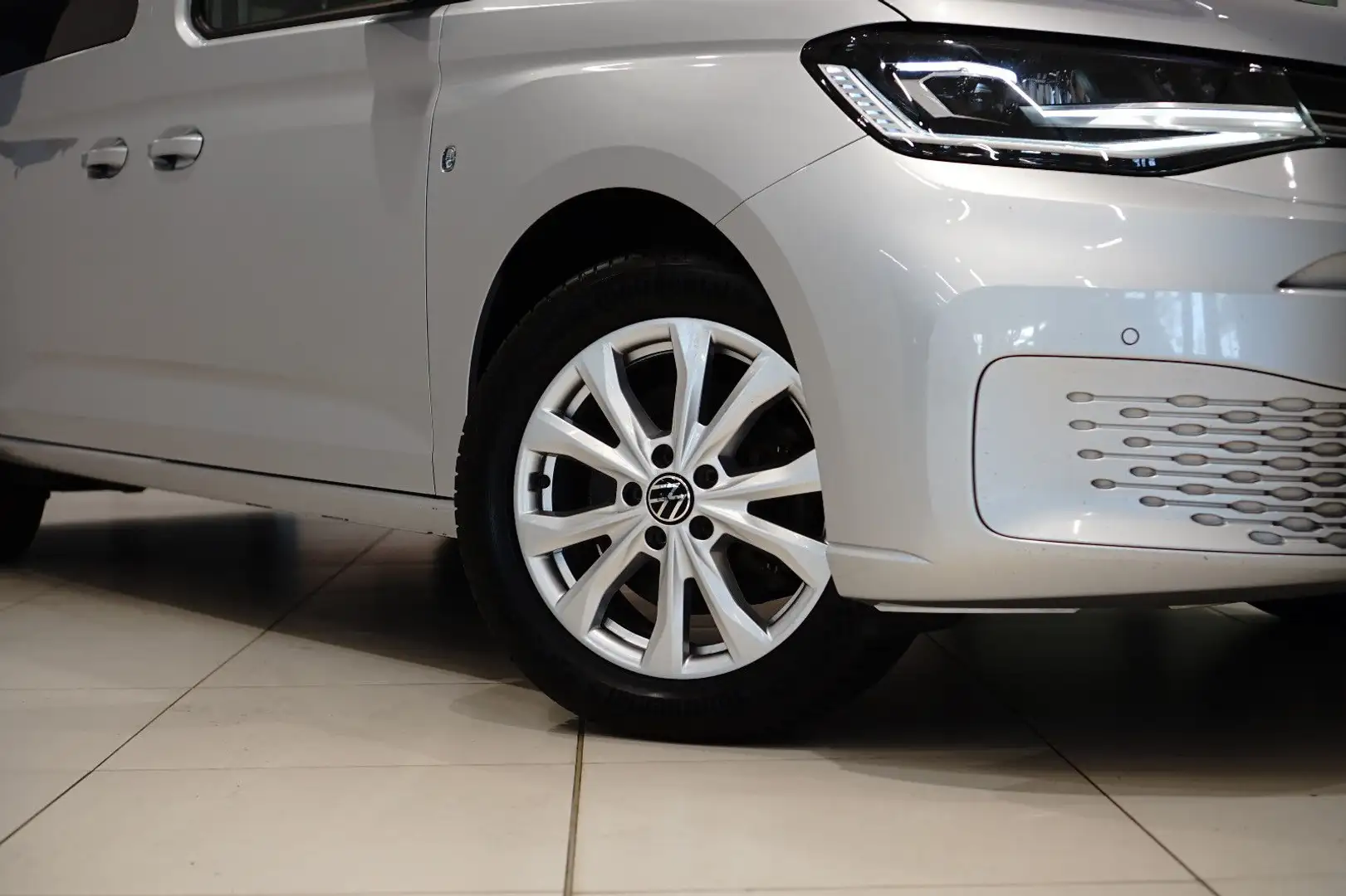 Volkswagen Caddy 2.0|"LIFE-MAXI"|7-SITZ|WIDE|KAMERA|TEMP.| Silber - 2