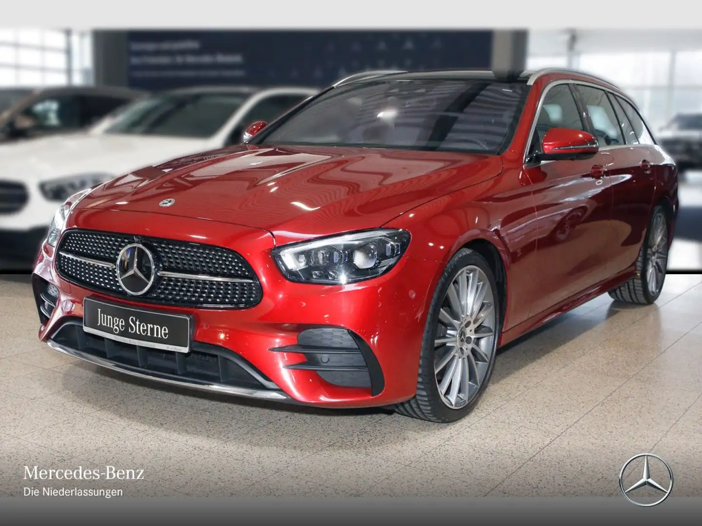 Mercedes-Benz E 400 d T 4M AMG+PANO+360+AHK+MULTIBEAM+FAHRASS+9G Rouge - 2