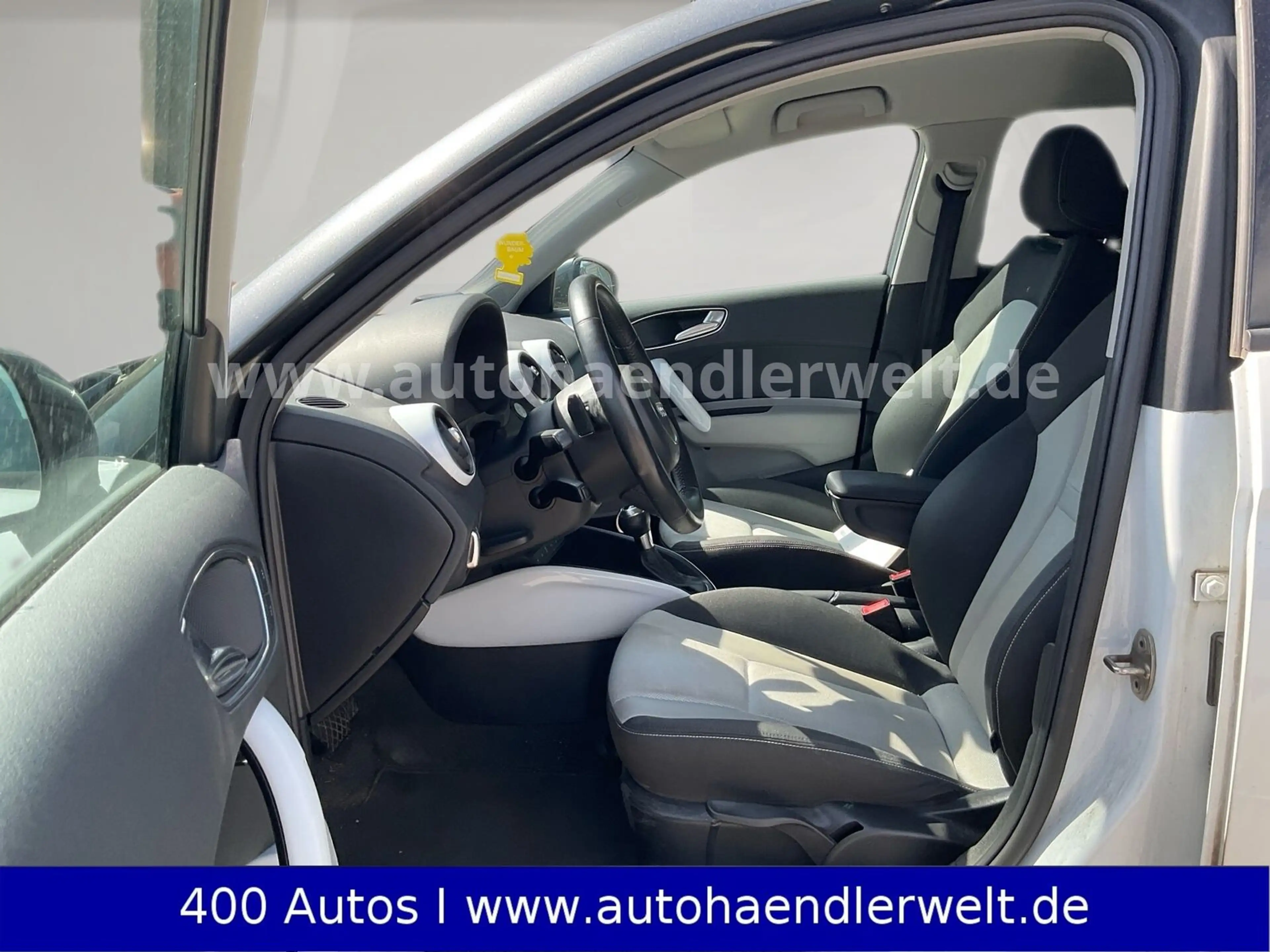 Audi A1 Sportback 1.4 TFSI Automatik Xenon NAVI SHZ P — photo 9