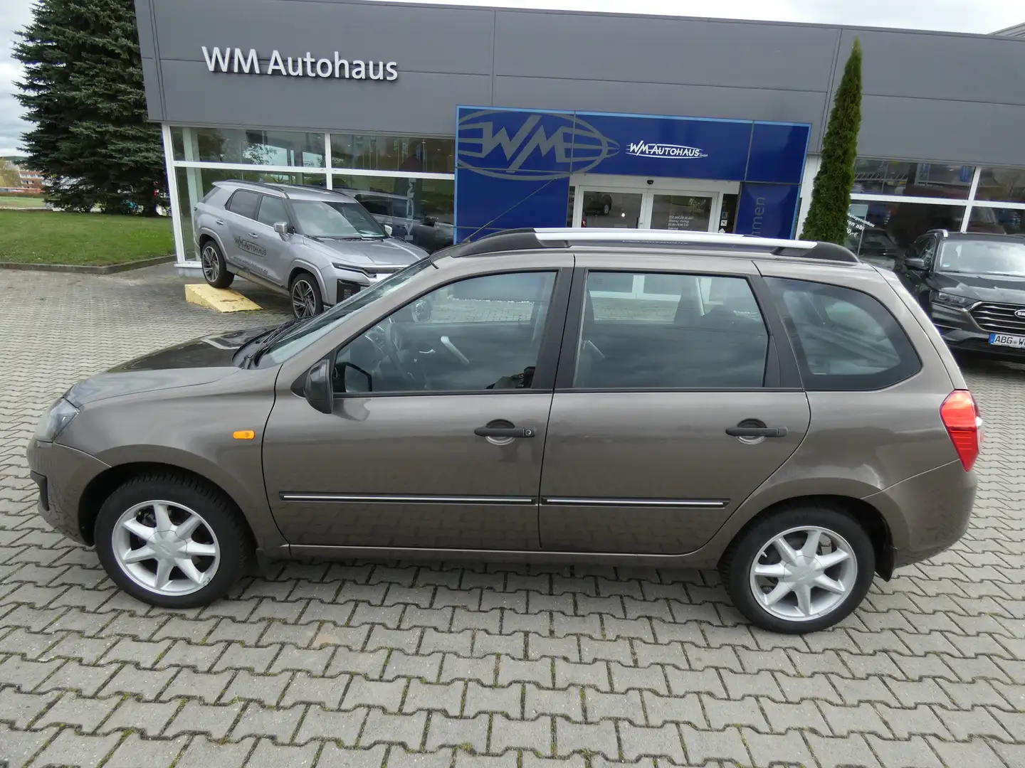 Lada Kalina Kalina II Kombi Norma 1,6 16V Klima, Alu, Sitzhzg. Grau - 2