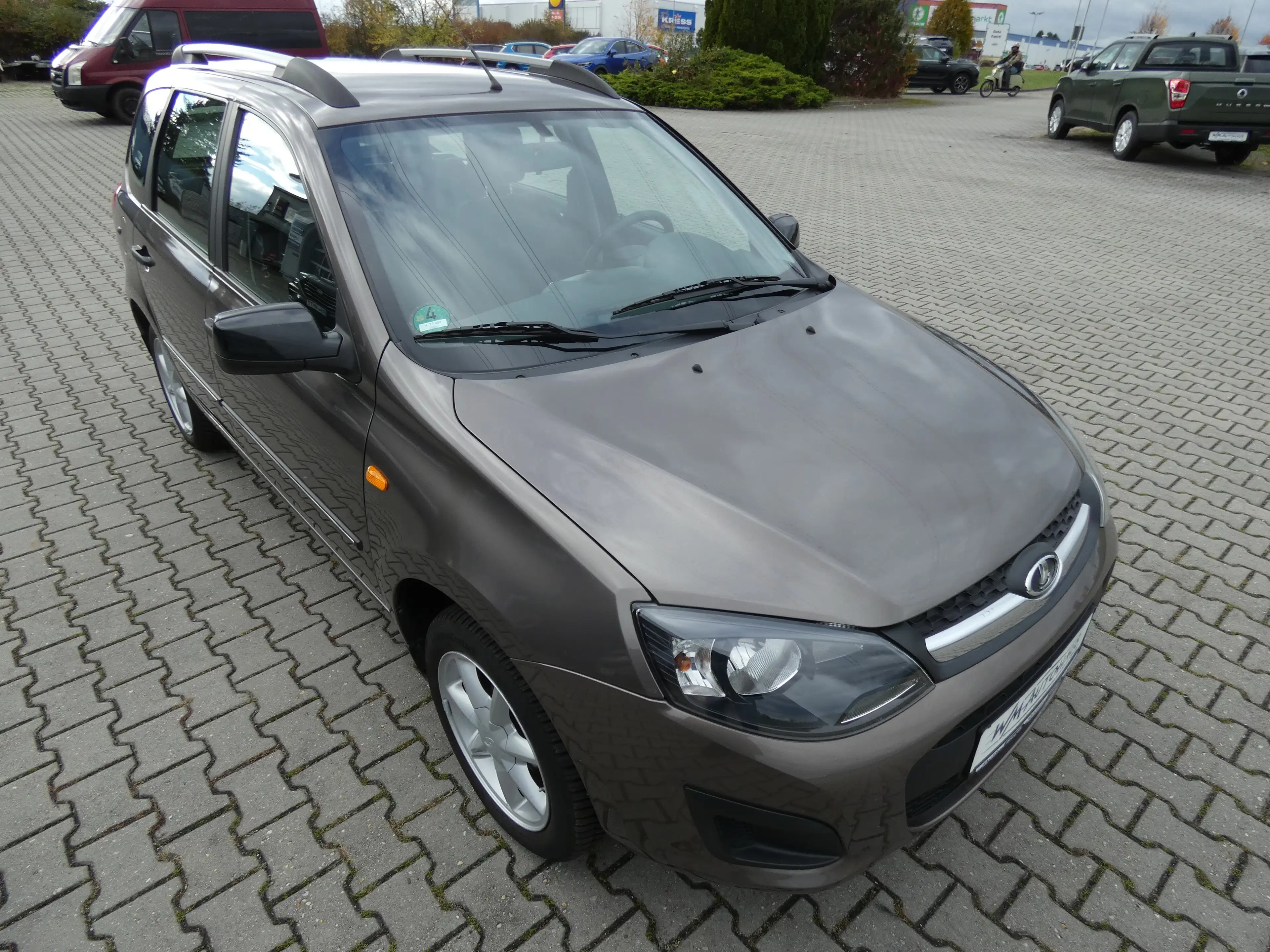 Lada Kalina Kalina II Kombi Norma 1,6 16V Klima, Alu, Sitzhzg. — photo 5