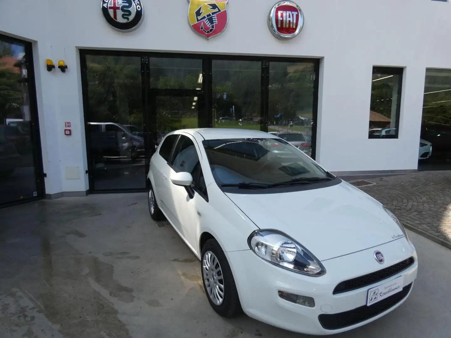 Fiat Punto 1.3 MJT 75CV 3 porte Van Easy 2 posti E5+ Blanco - 1