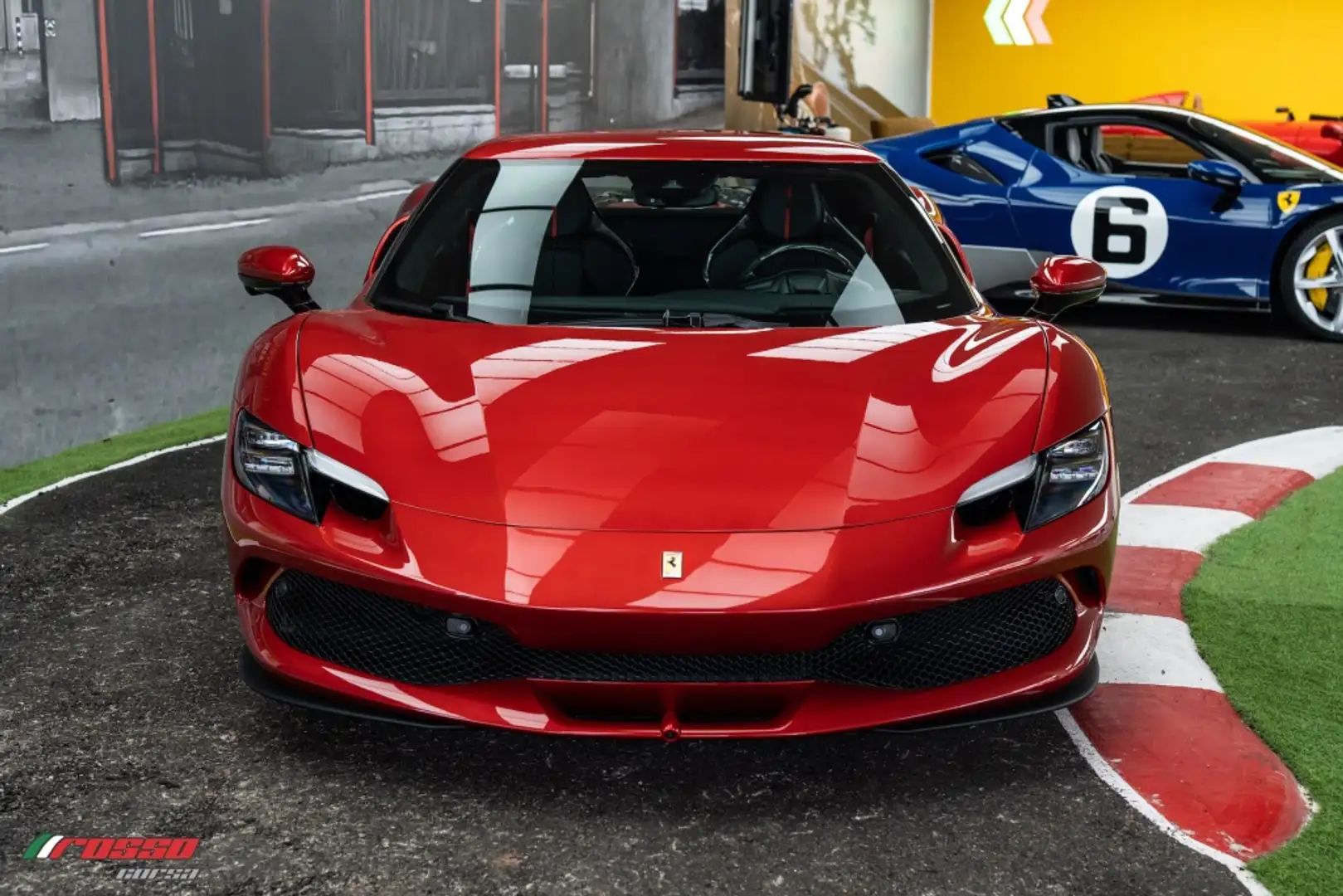 Ferrari 296 GTB Rojo - 2