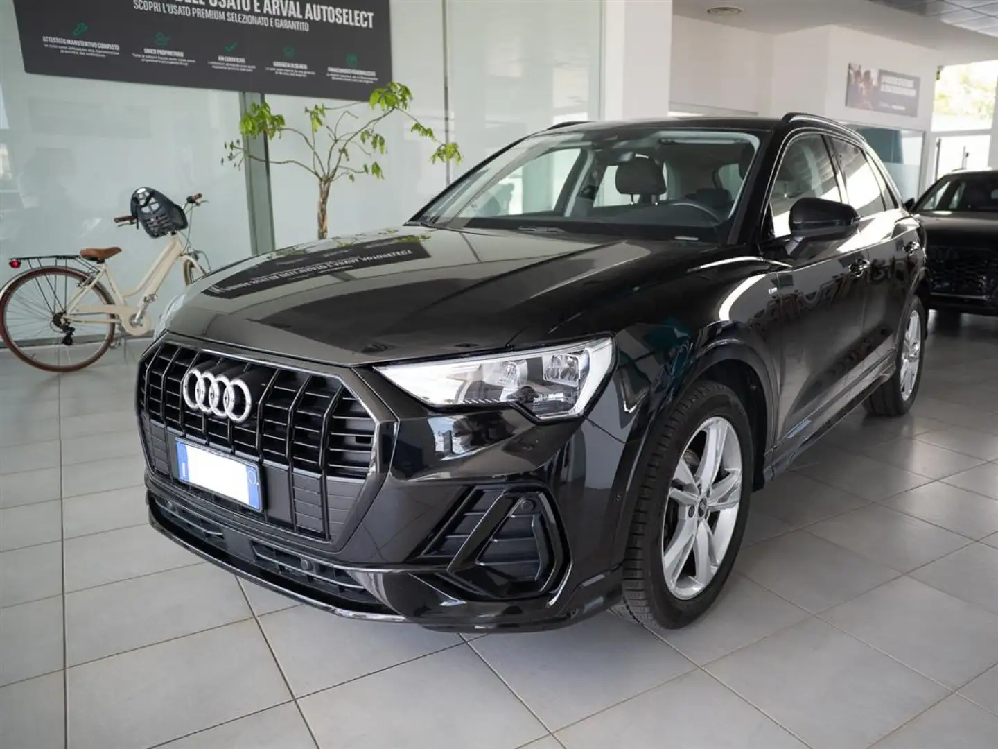 Audi Q3 35 2.0 tdi 150cv S line 36 mesi di garanzia Negro - 1