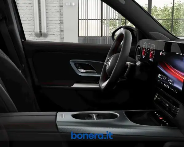 Mercedes-Benz GLB view 7