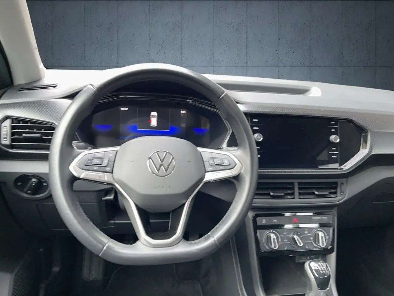 Volkswagen T-Cross 1.0 TSI Life Navi AHK Sitzheizung 9