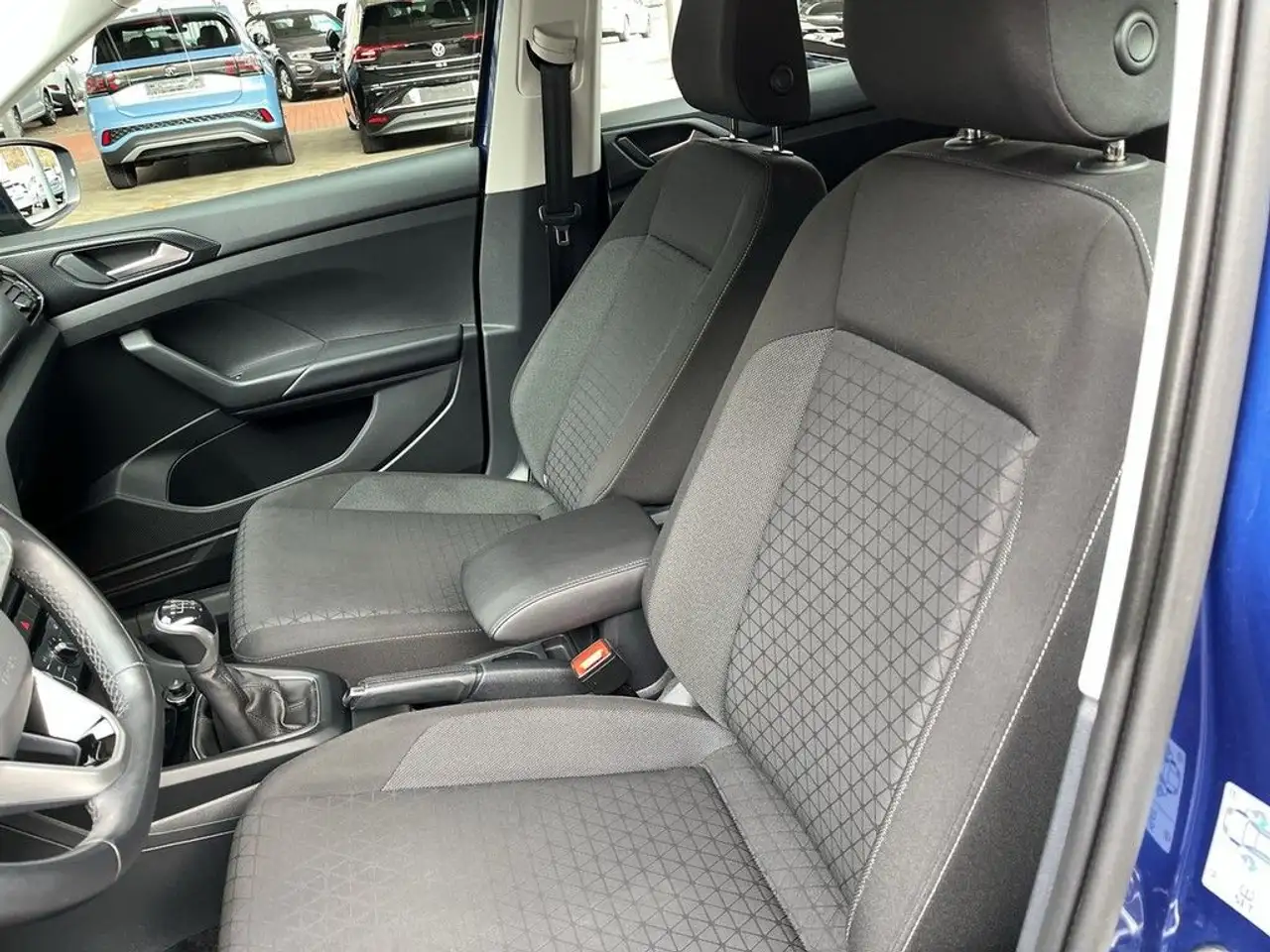 Volkswagen T-Cross 1.0 TSI Life Navi AHK Sitzheizung 13
