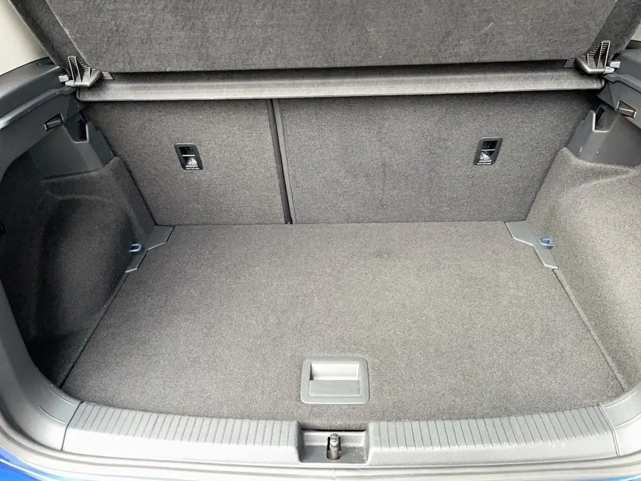 Volkswagen T-Cross 1.0 TSI Life Navi AHK Sitzheizung 11
