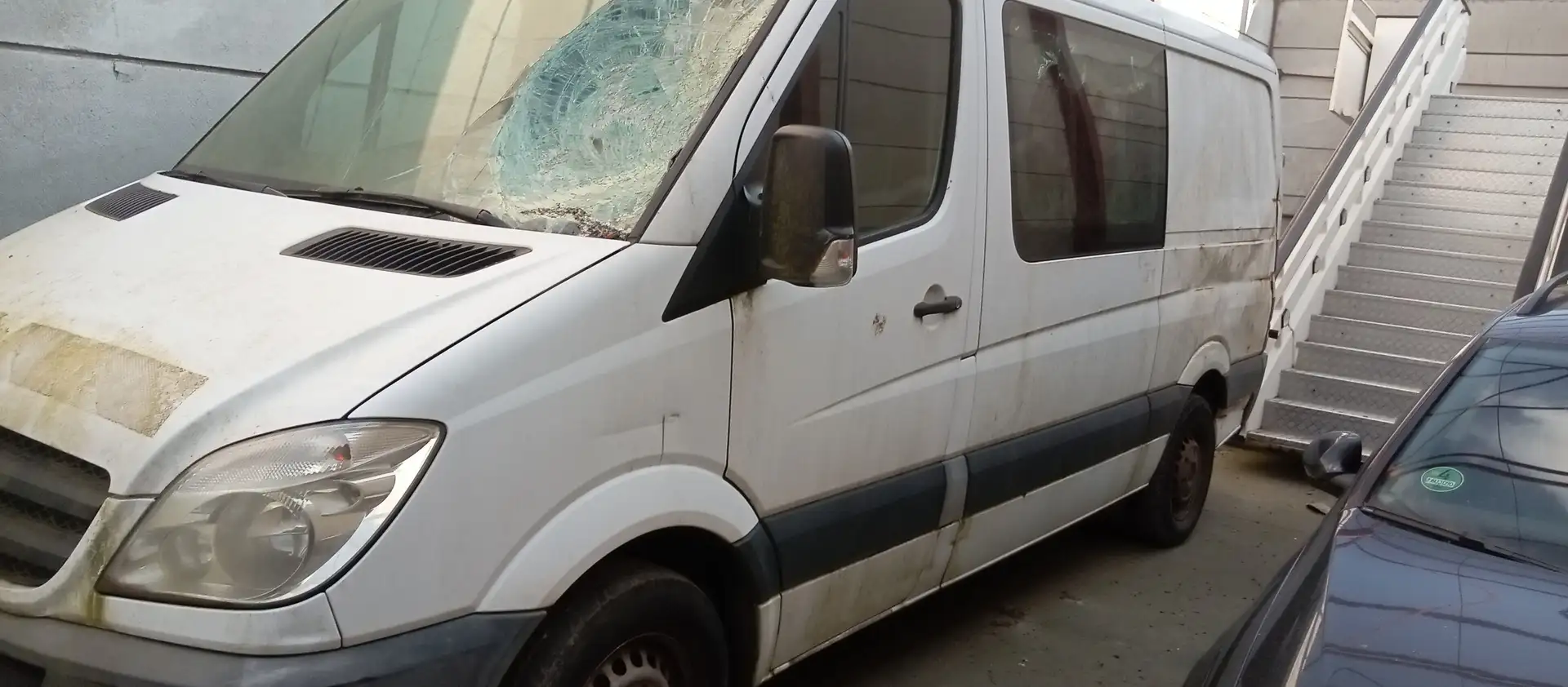 Mercedes-Benz Sprinter Daimer (D) - 1
