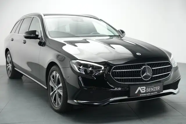 Mercedes-Benz 300 main image