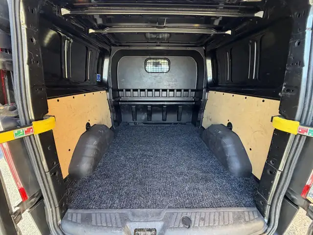 Ford Transit view 6