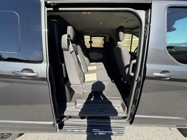 Ford Transit view 11