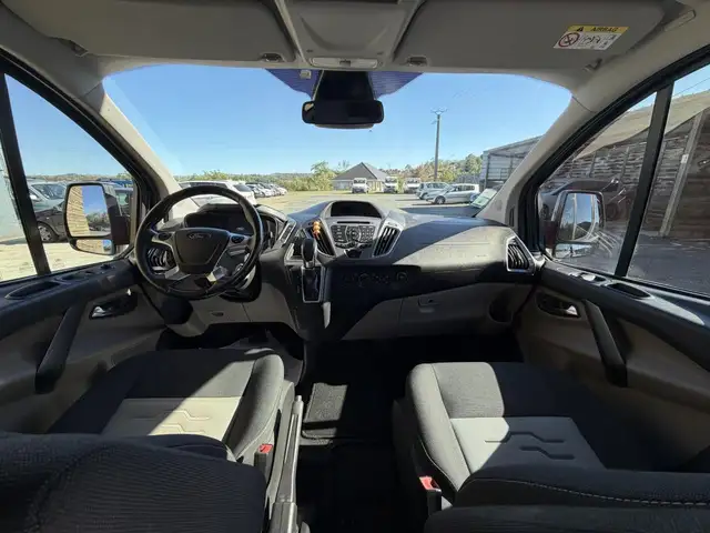 Ford Transit view 14