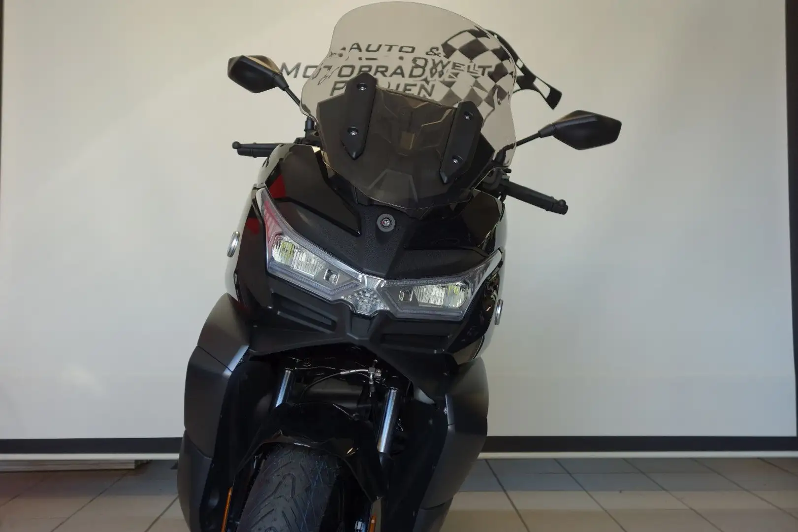 Voge SR4 350 Luxury Noir - 1