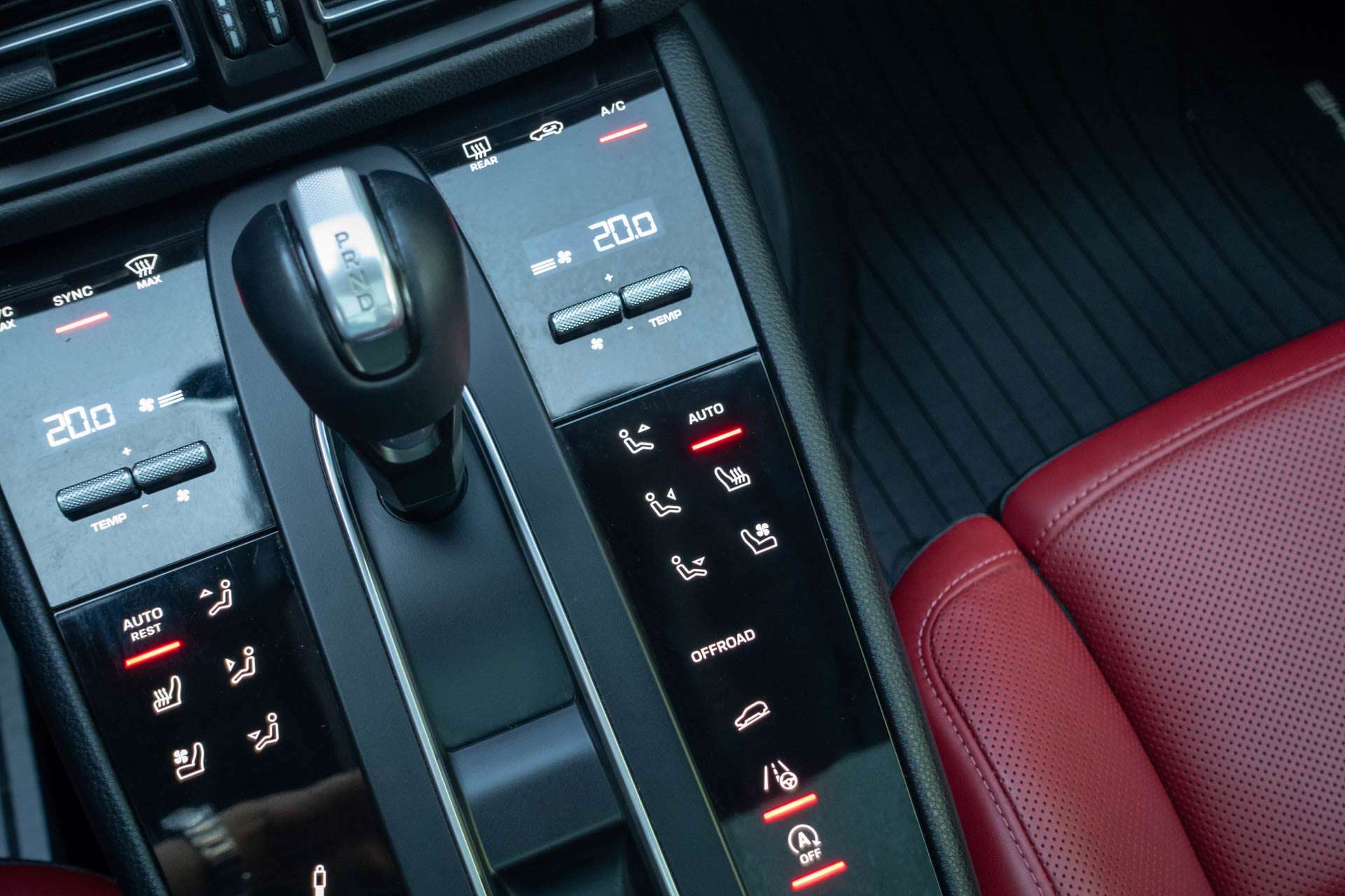 2022 Porsche Macan S | CarFax Clean thumb 37
