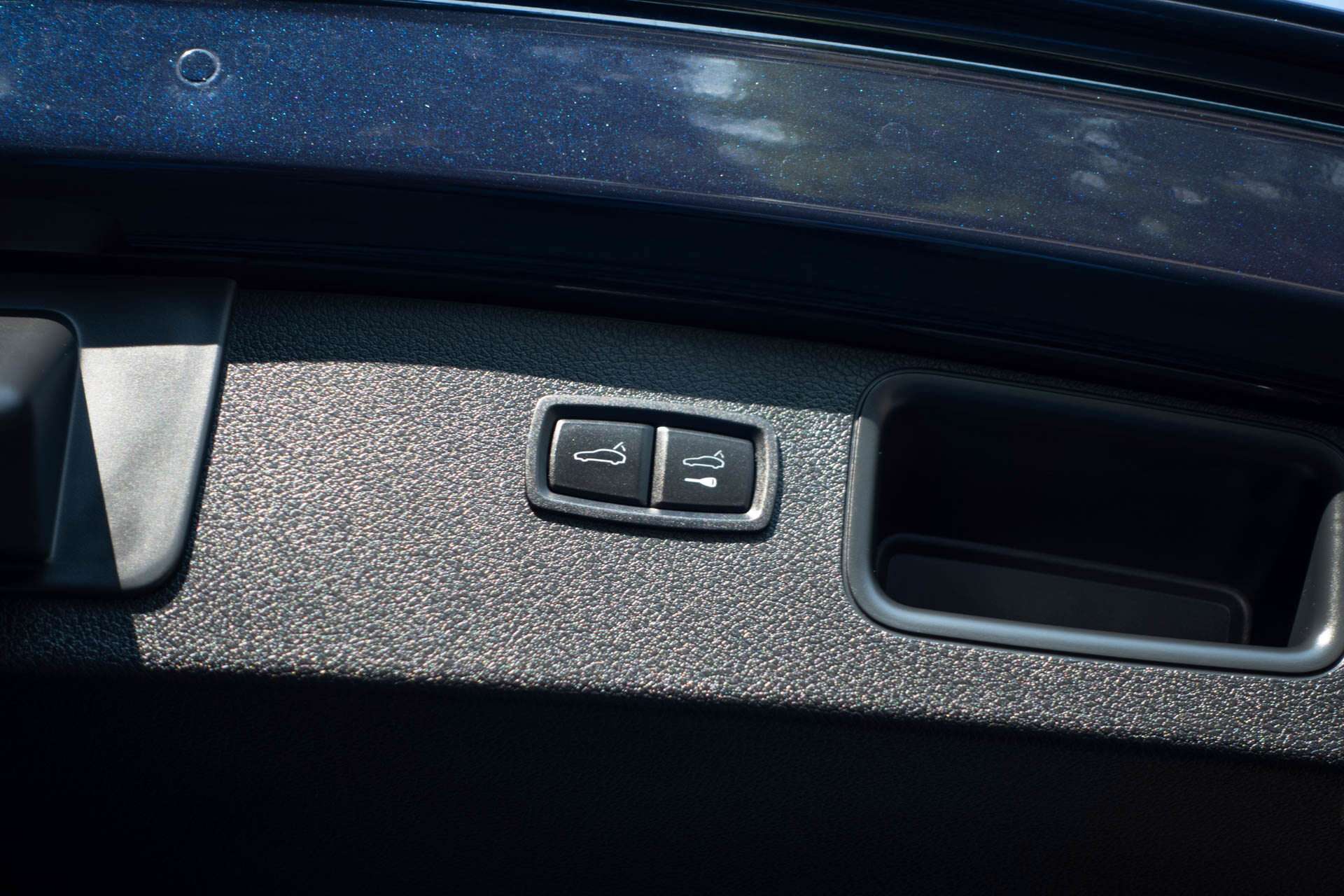 2022 Porsche Macan S | CarFax Clean thumb 44