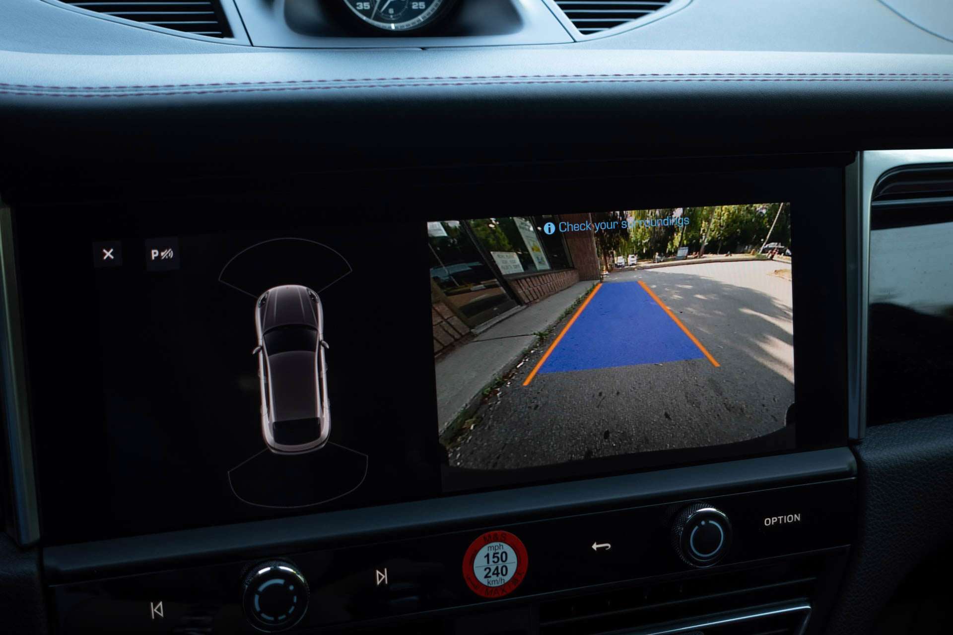 2022 Porsche Macan S | CarFax Clean thumb 35