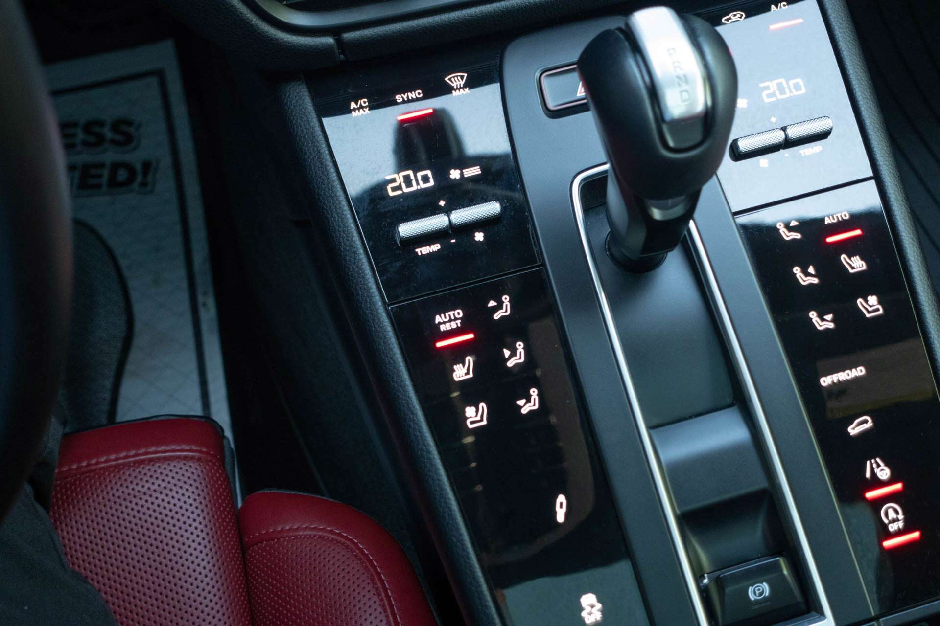 2022 Porsche Macan S | CarFax Clean thumb 36