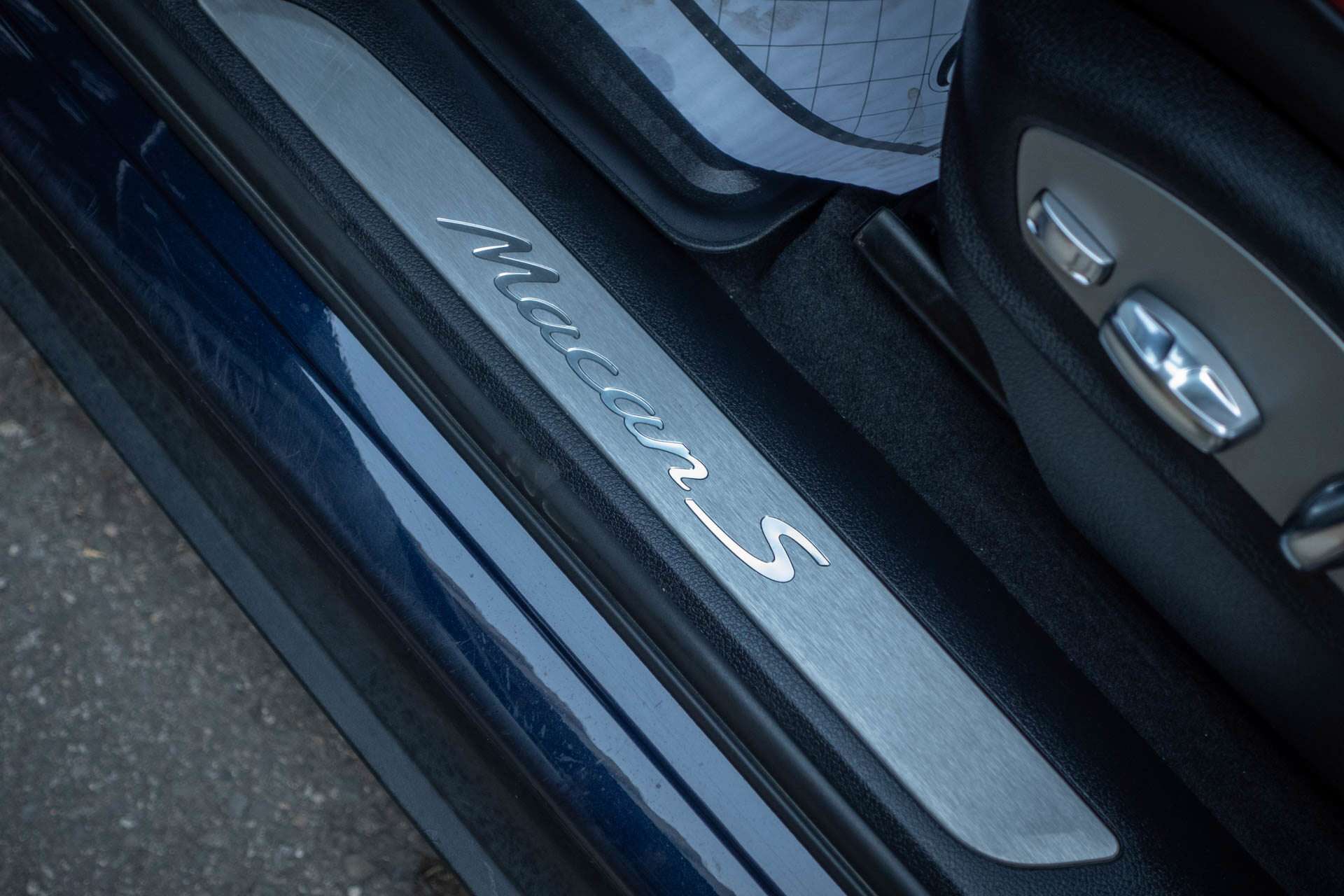 2022 Porsche Macan S | CarFax Clean thumb 27