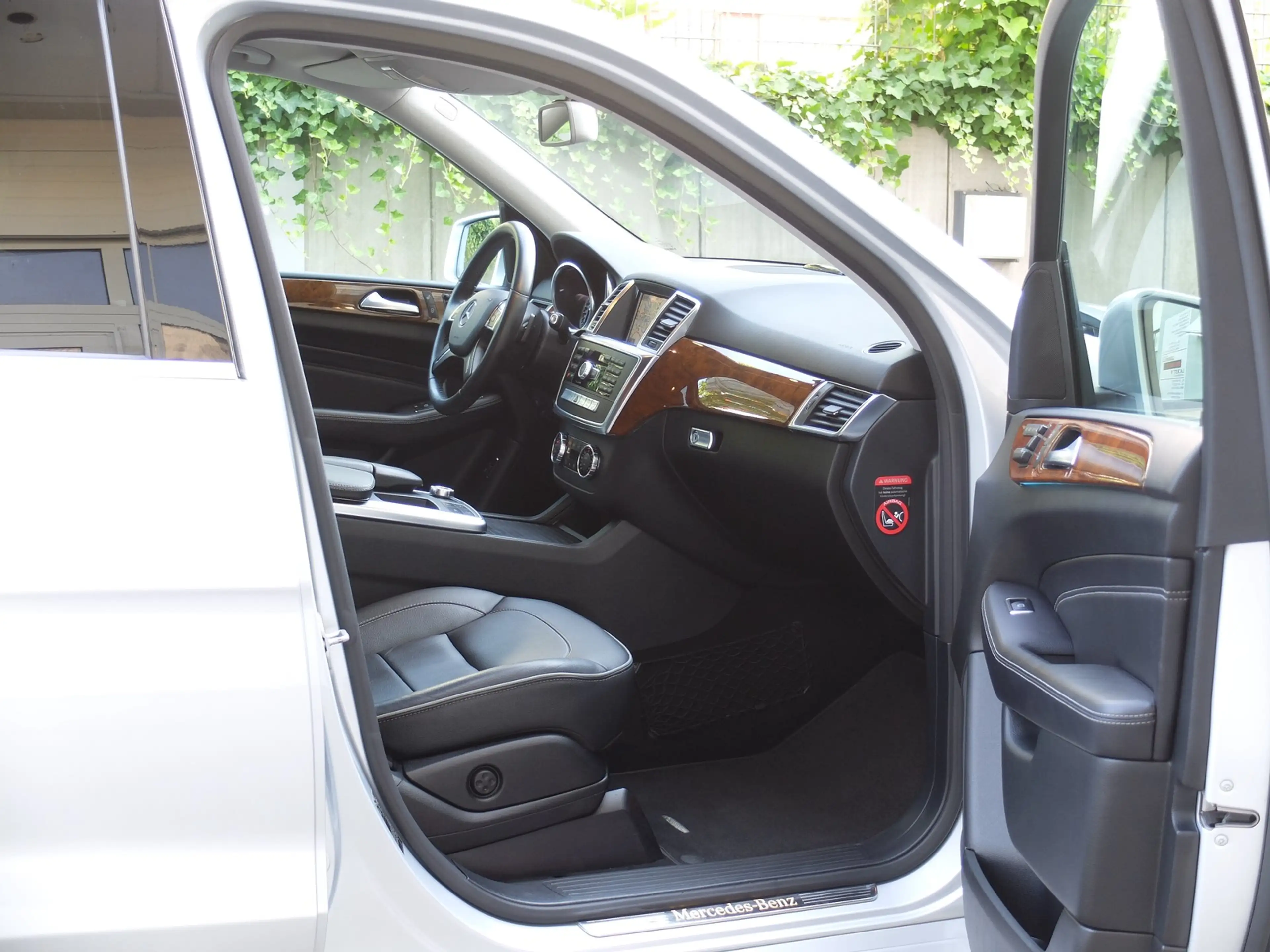 Mercedes-Benz ML 350 CDI AMG Line 1.Hand wie neu — photo 15