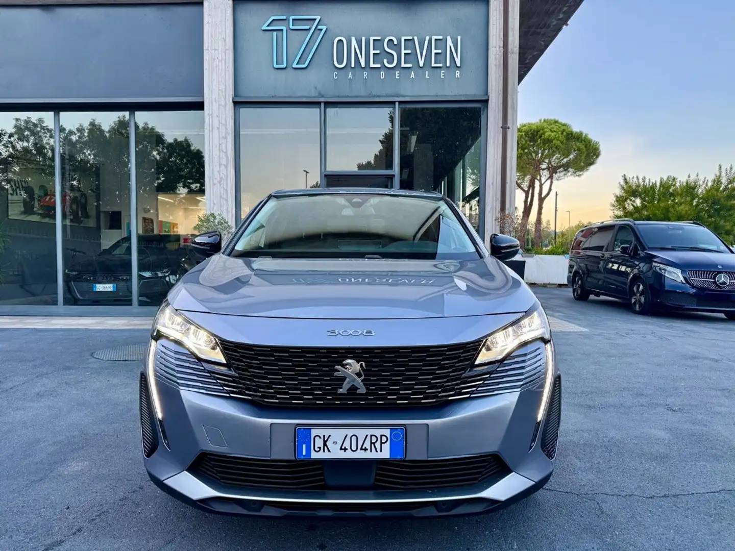 Peugeot 3008 1.5 bluehdi Allure Pack s km 44000 Grigio - 2