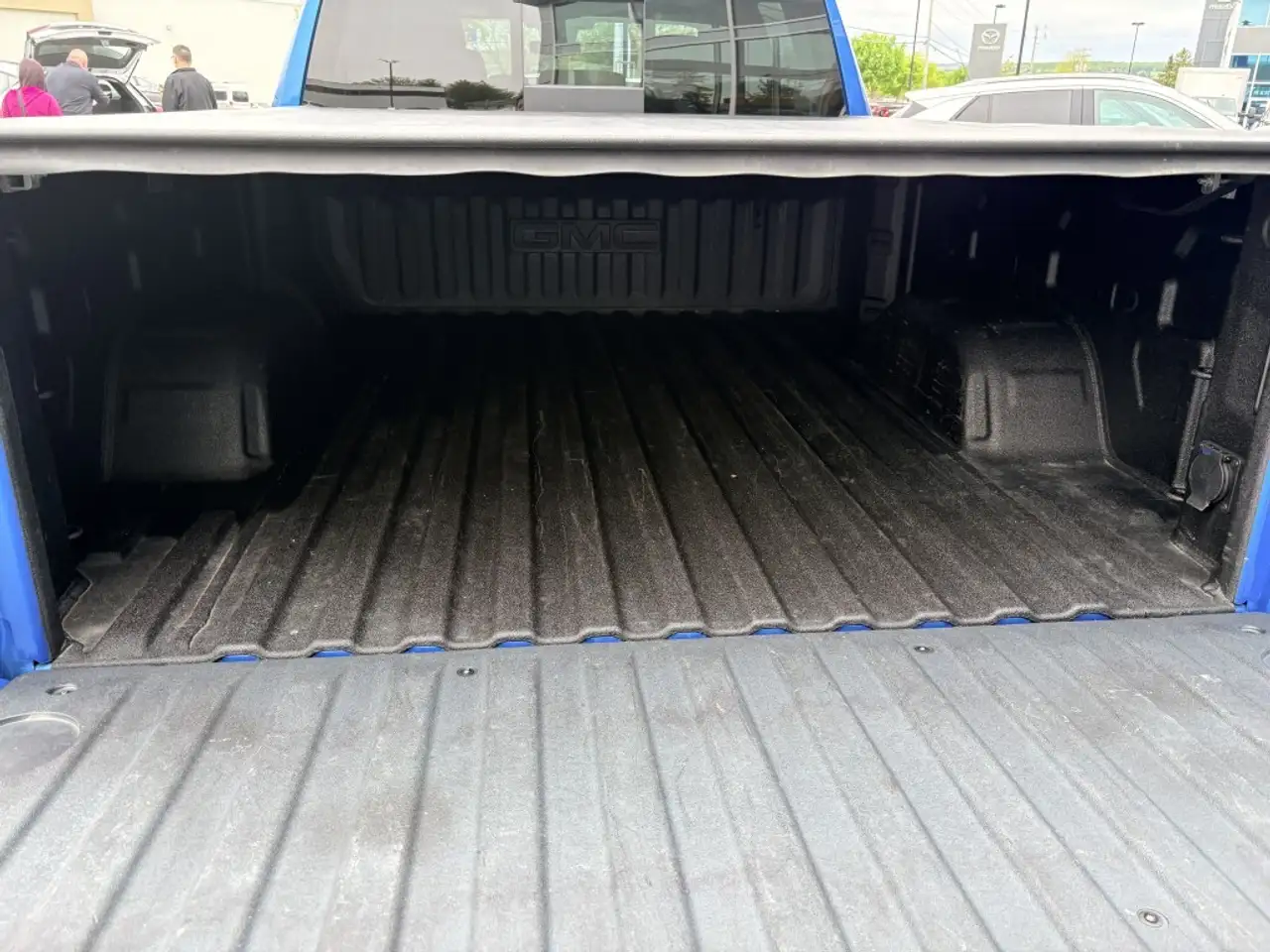 GMC Sierra 1500 снимка GMC Sierra 1500