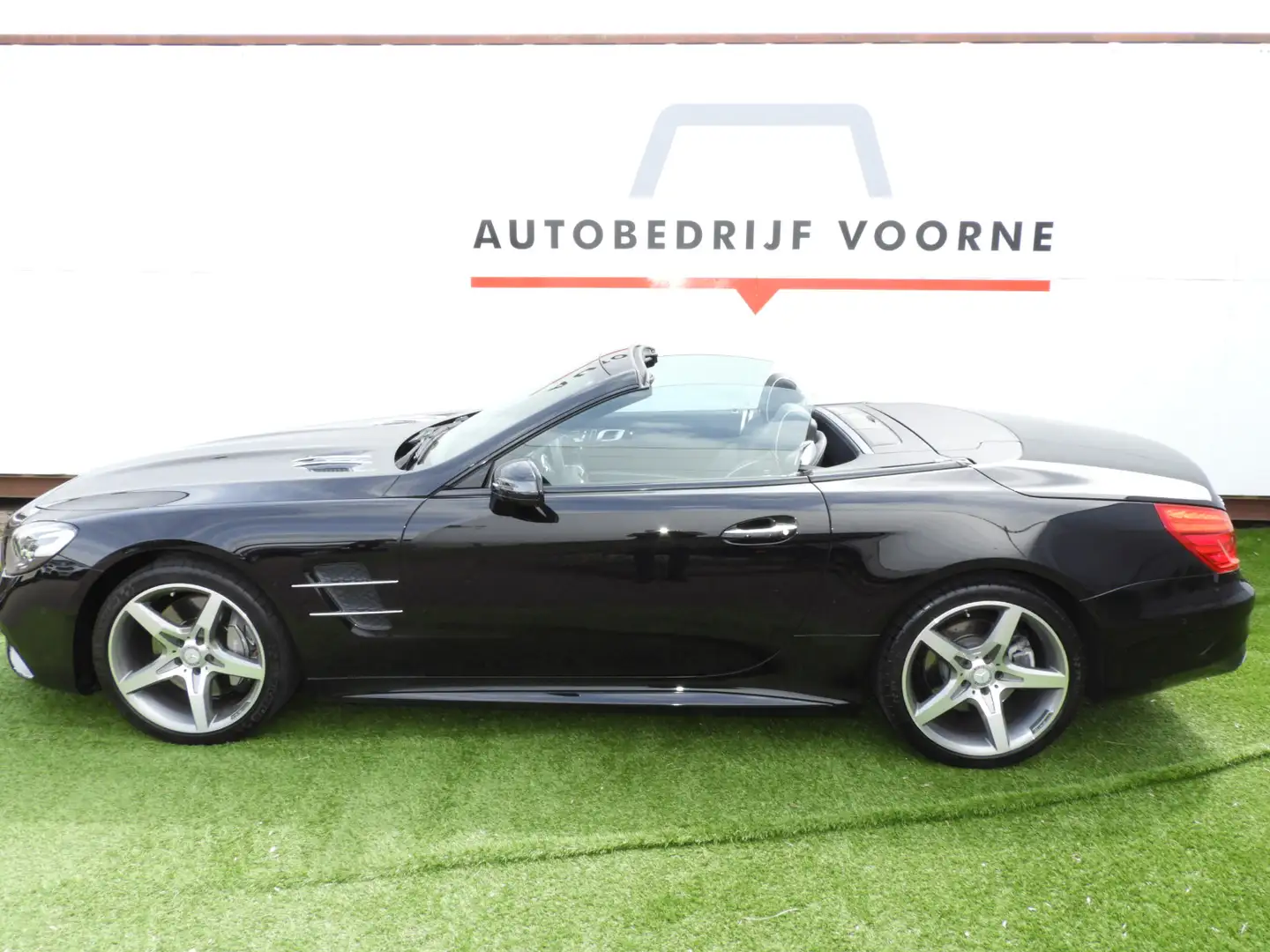 Mercedes-Benz SL 400 Negru - 1