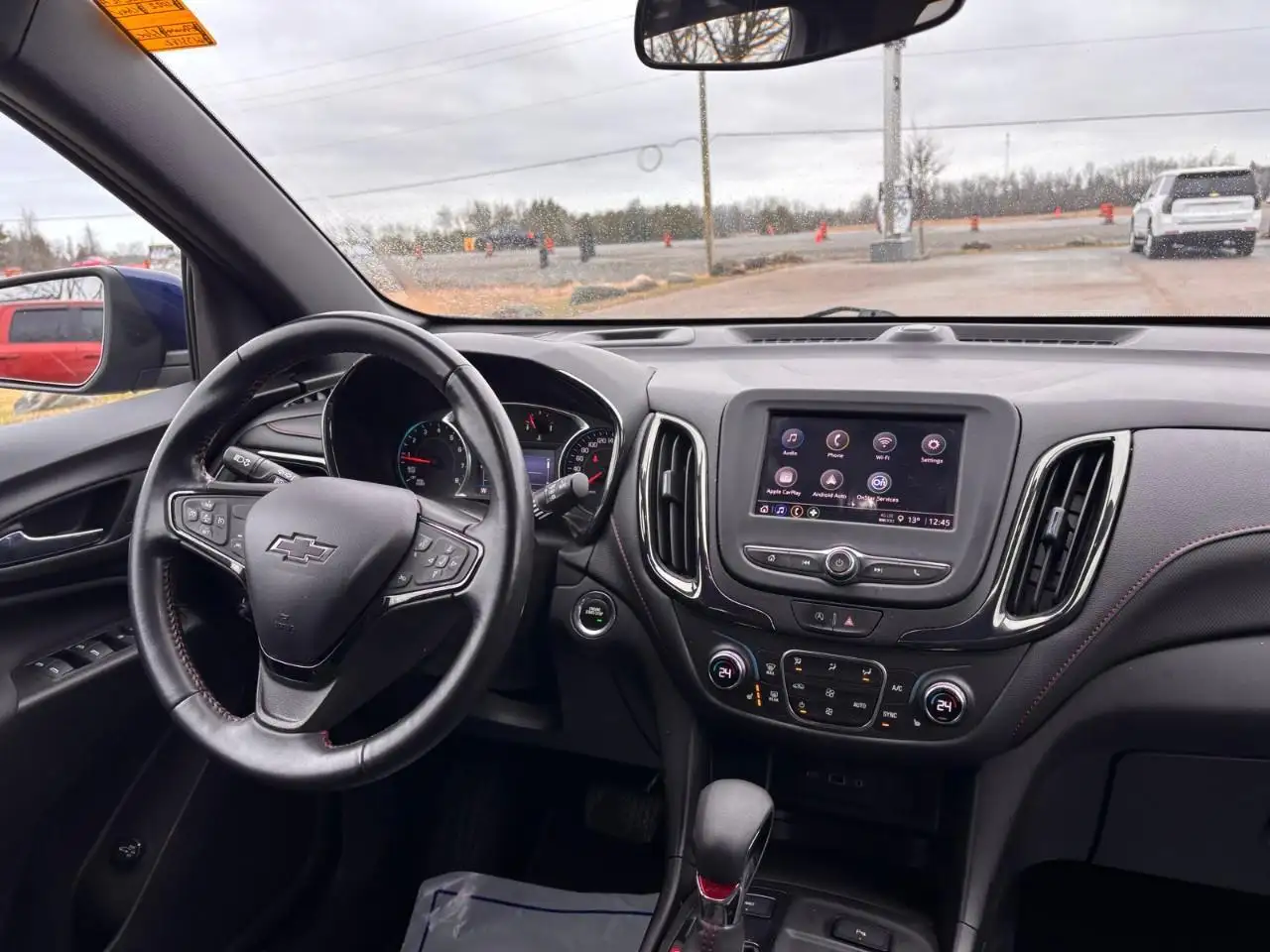 Chevrolet Equinox снимка Chevrolet Equinox