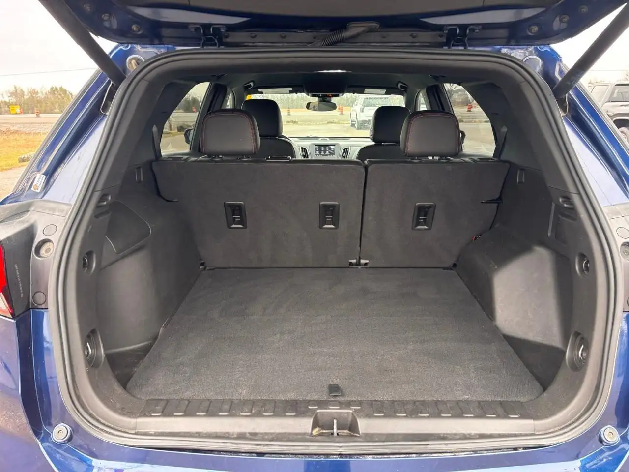 Chevrolet Equinox снимка Chevrolet Equinox