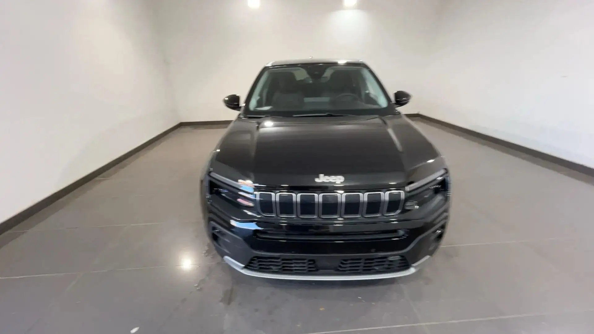 Jeep Avenger Avenger 1.2 turbo Summit 100cv KM0 Negro - 2