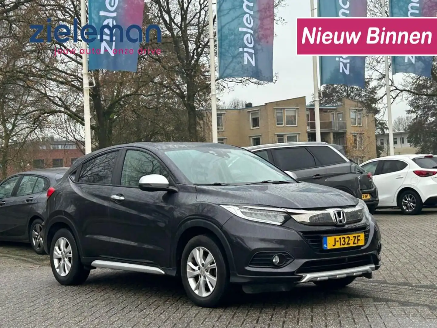Honda HR-V 1.5 i-VTEC Business Edition Automaat - Navi, Came Zwart - 1