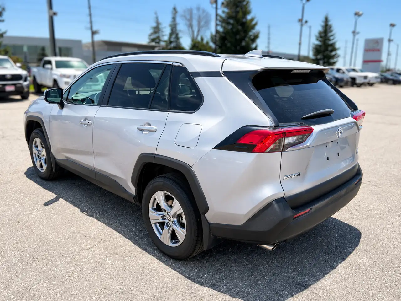 Toyota RAV 4 снимка Toyota RAV 4