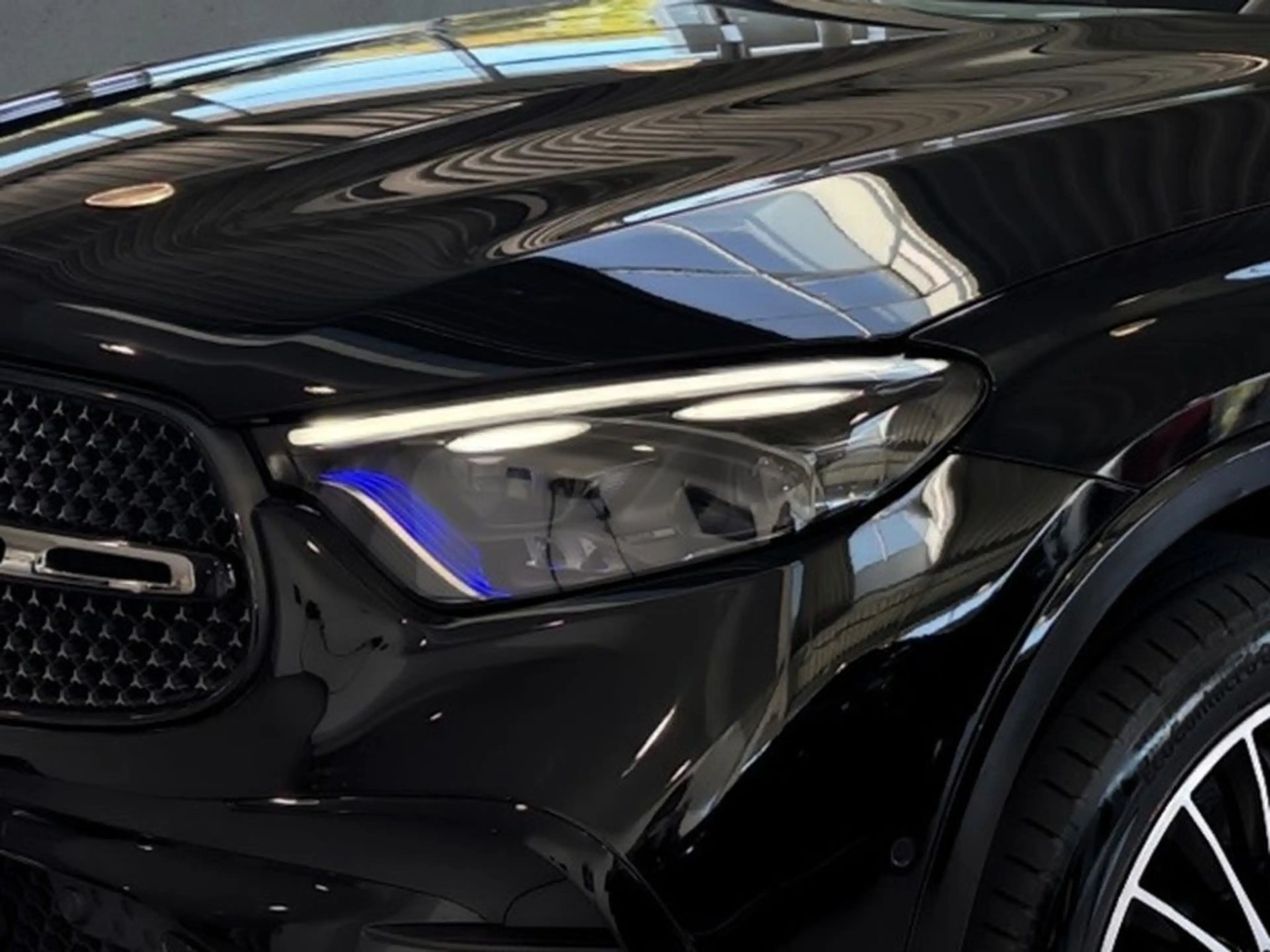 Mercedes-Benz GLC 400 e 4M AMG+LEDER+AHK+PANO+BURMESTER+KEYLES — photo 2