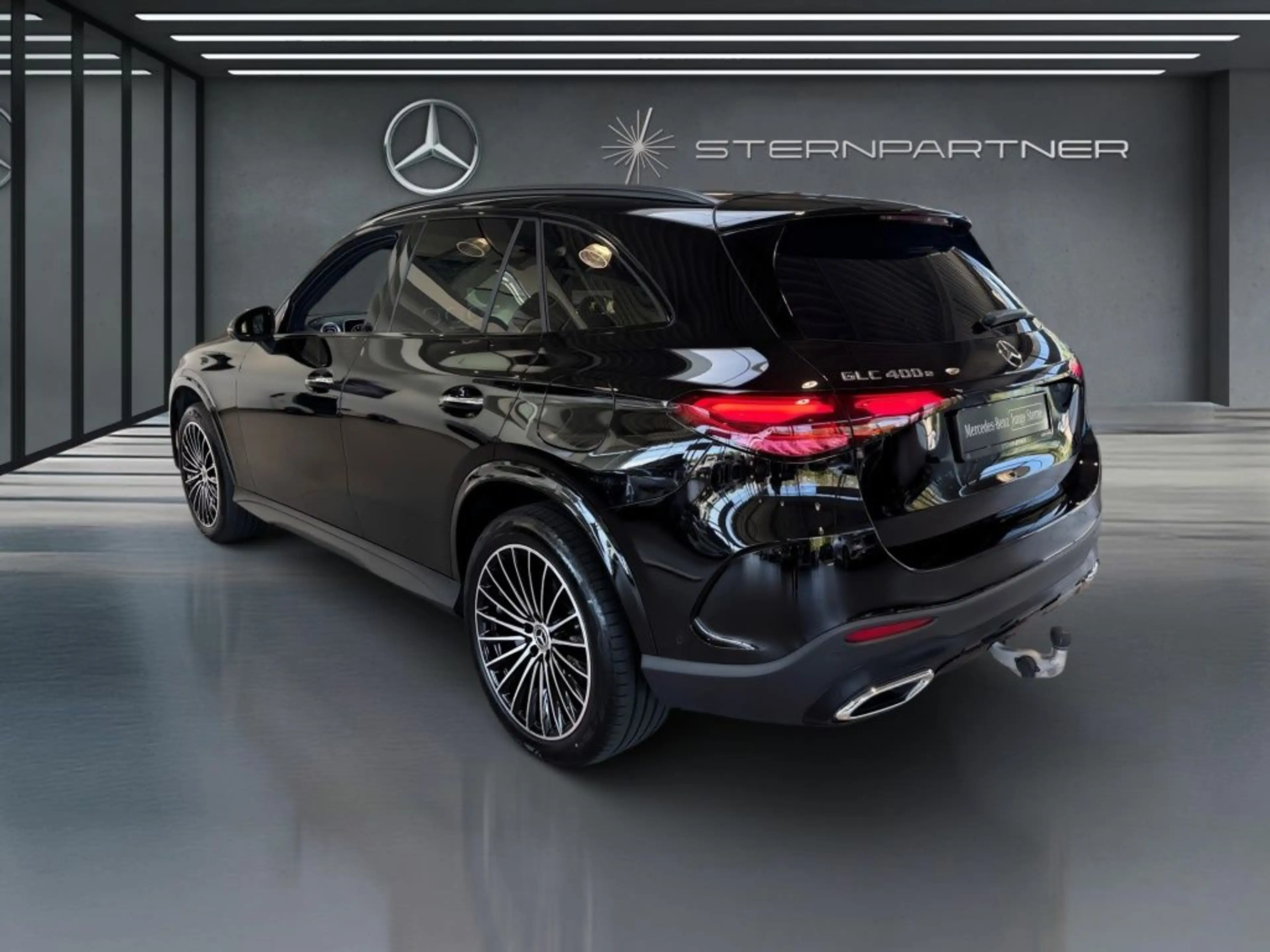 Mercedes-Benz GLC 400 e 4M AMG+LEDER+AHK+PANO+BURMESTER+KEYLES — photo 9