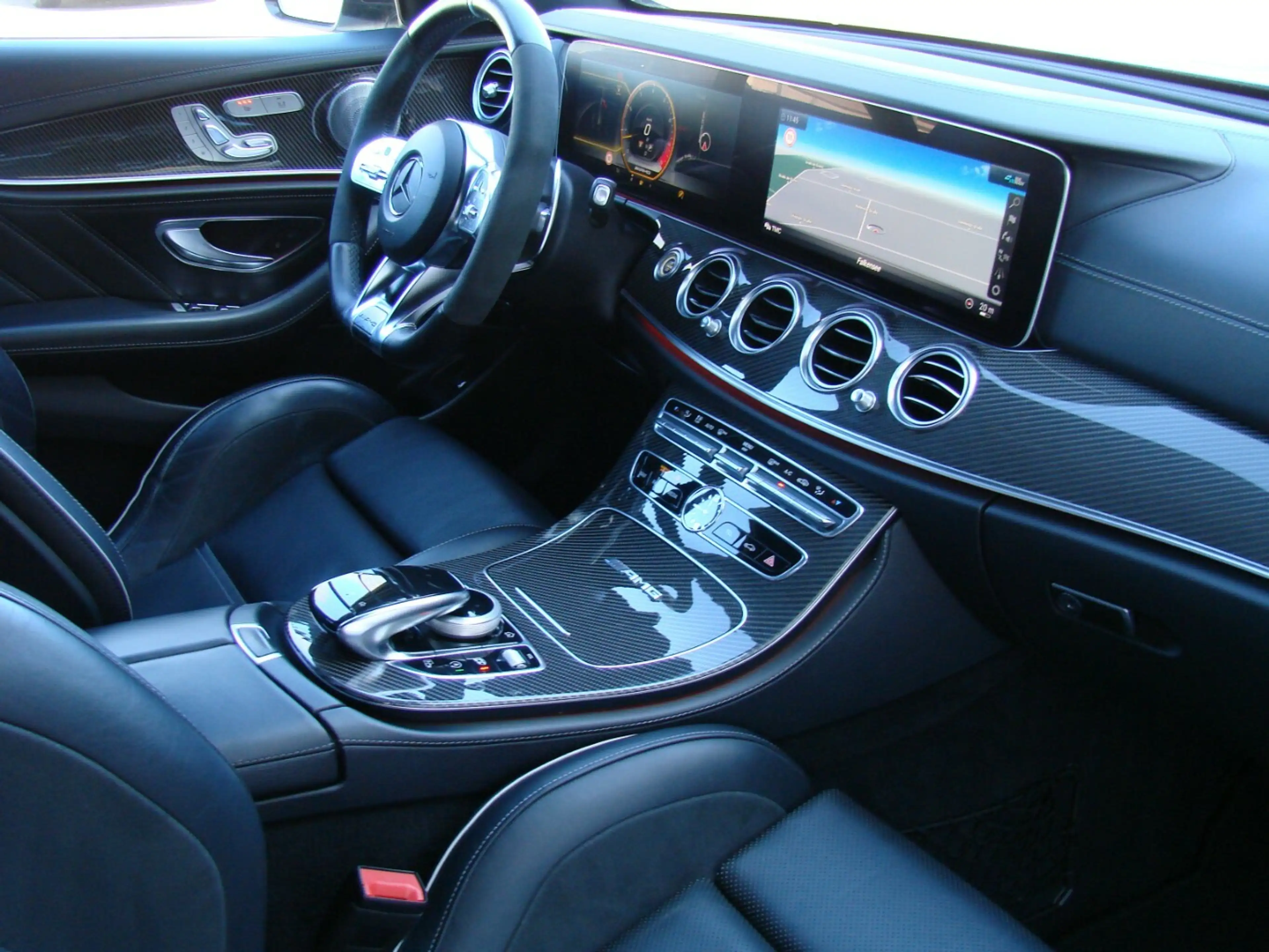 Mercedes-Benz E 63 AMG S 4MATIC+ 360° Keramik Burmester Carbon MultiBeam — photo 14